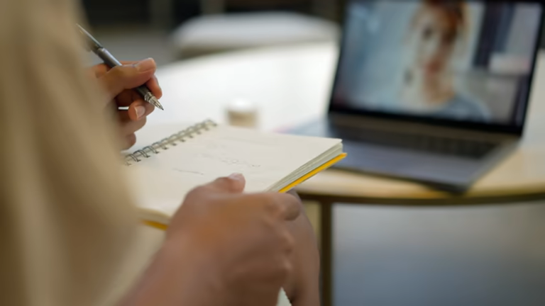 تأثير التعليم اون لاين على سوق العمل